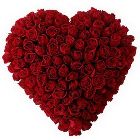 Çorum internetten çiçek satışı  muhteşem kırmızı güllerden kalp çiçeği