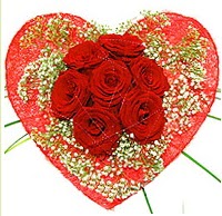 Mika kalp içerisinde 7 adet kırmızı gül  Çorum internetten çiçek satışı 