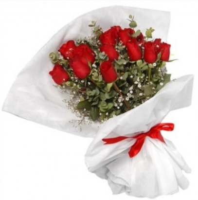 9 adet kırmızı gül buketi  Çorum internetten çiçek satışı 